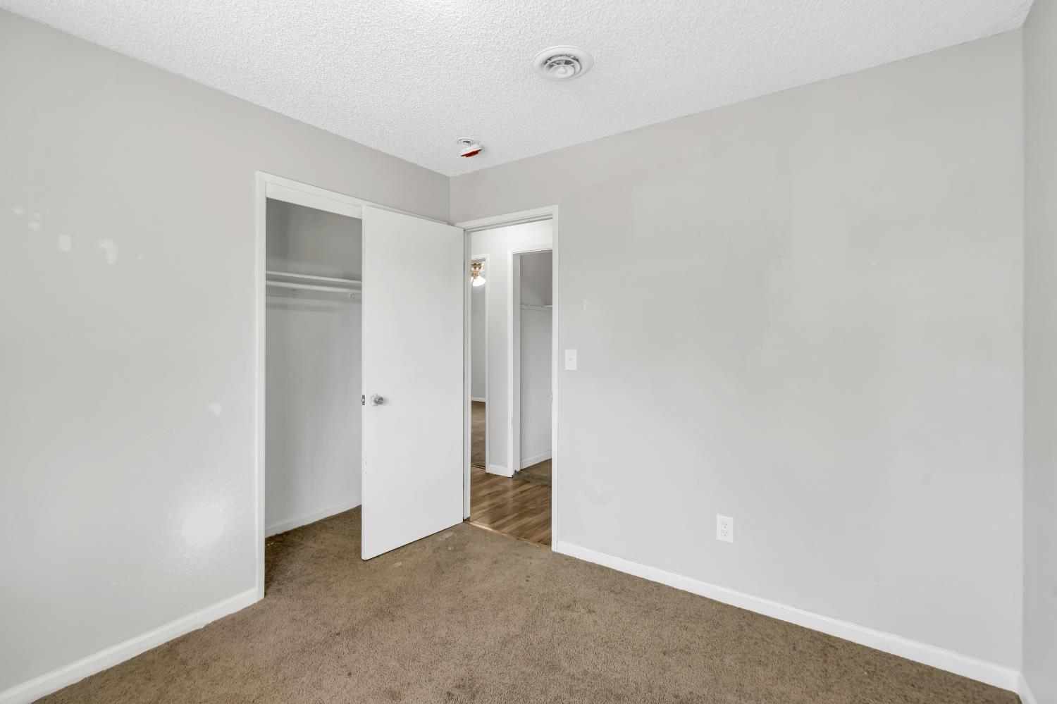 1539 Karen Way