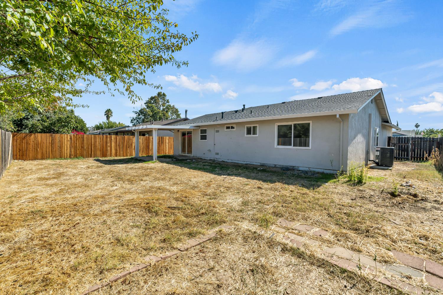 1539 Karen Way