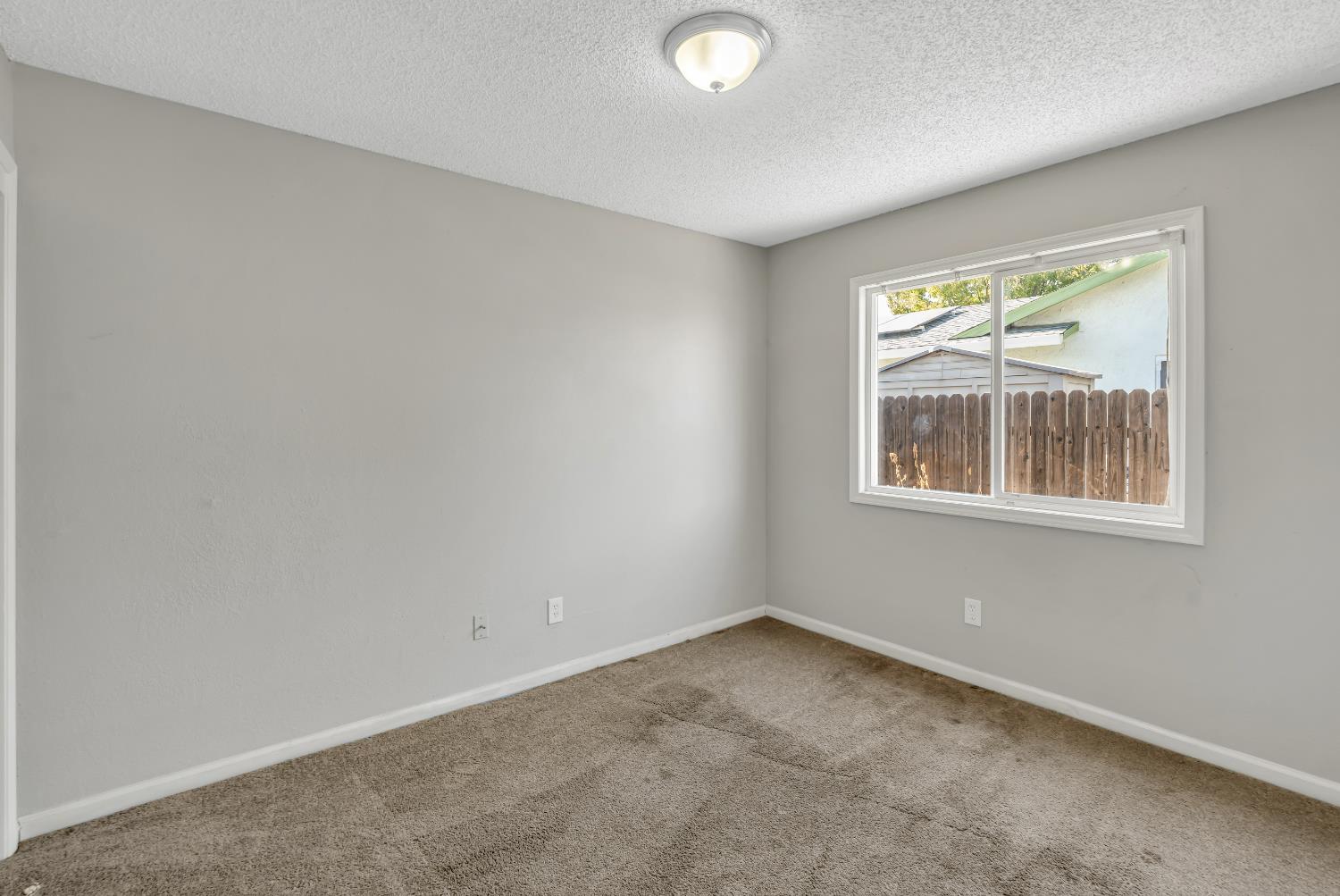 1539 Karen Way