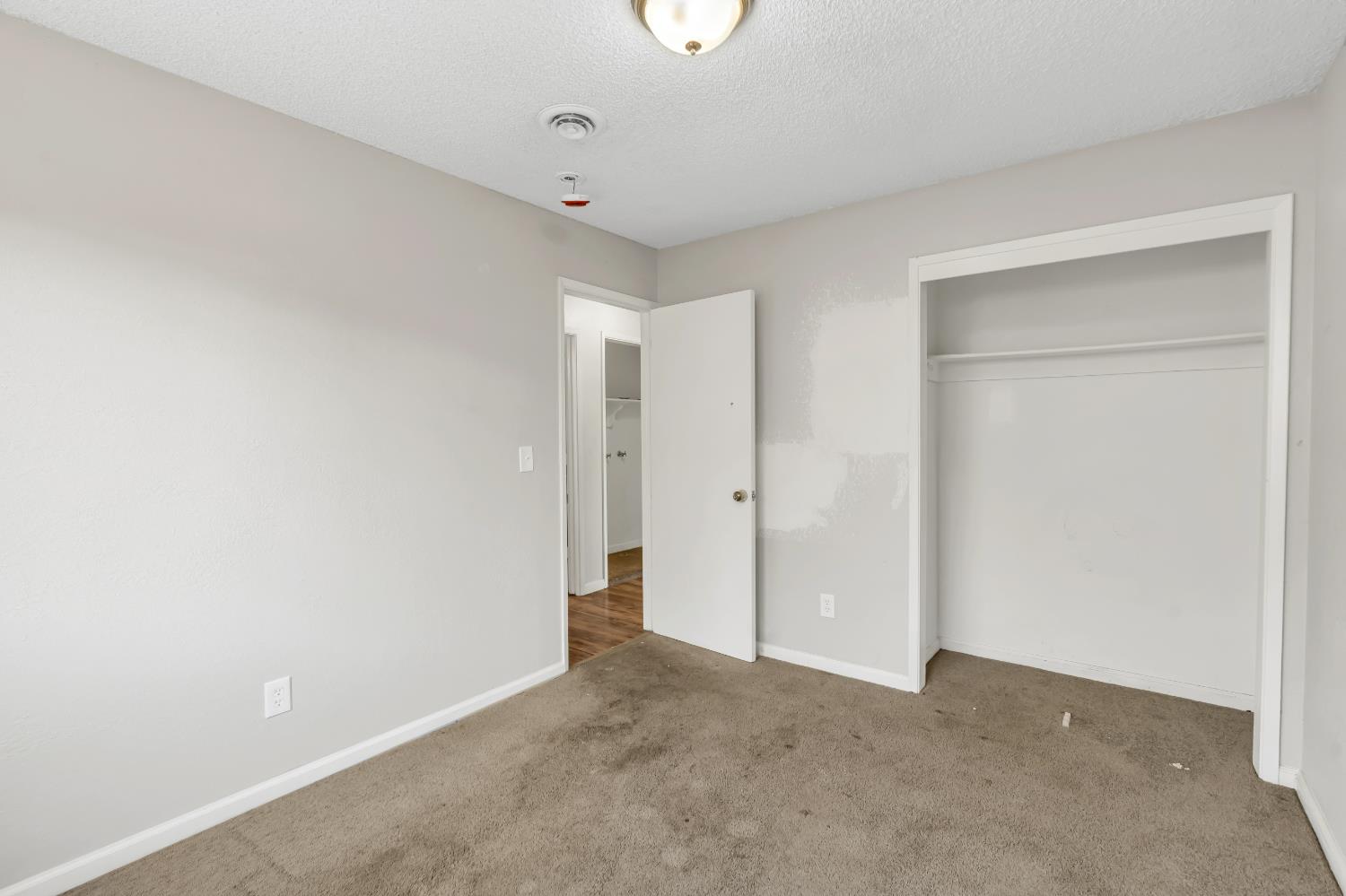 1539 Karen Way