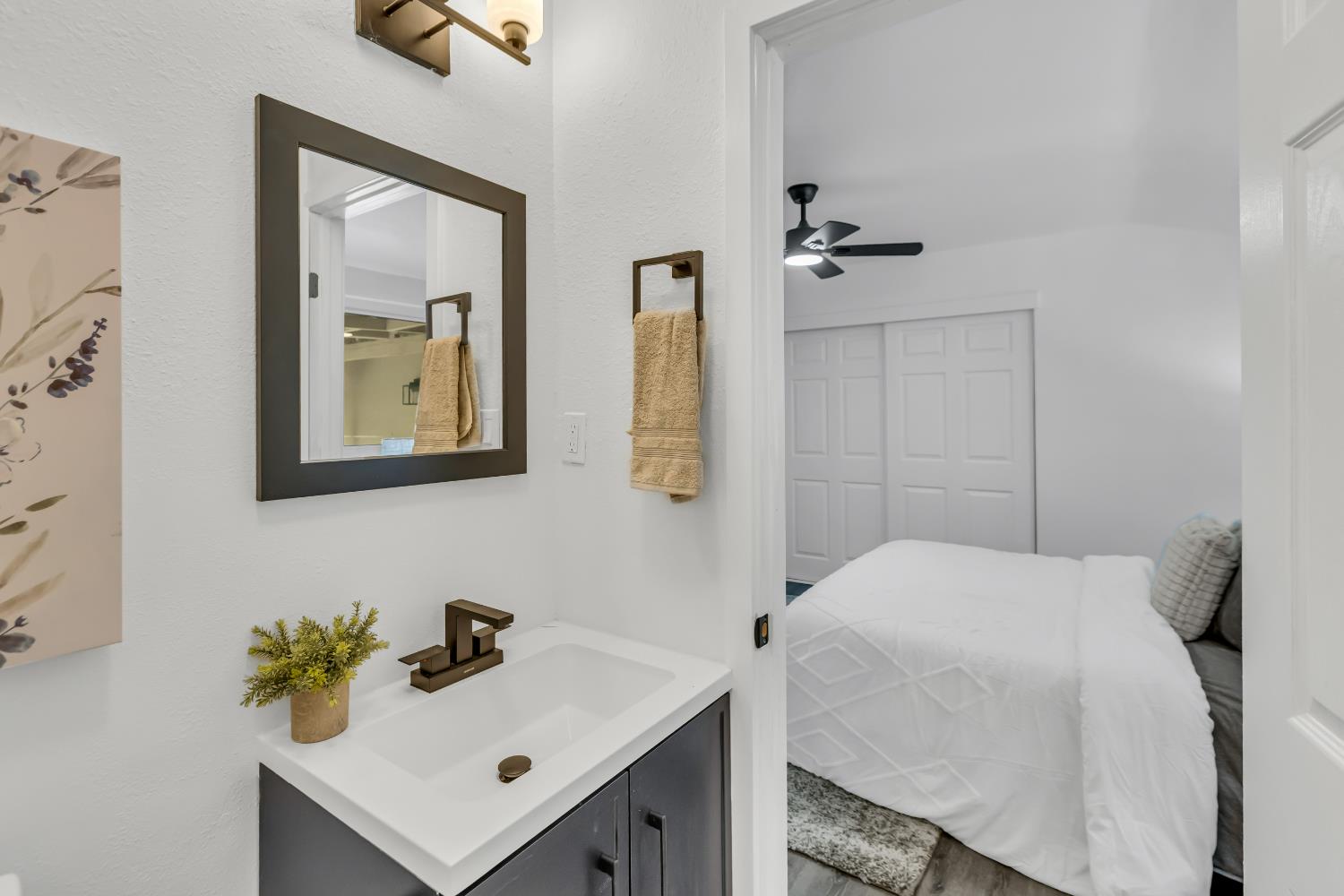 7682 Detroit Boulevard