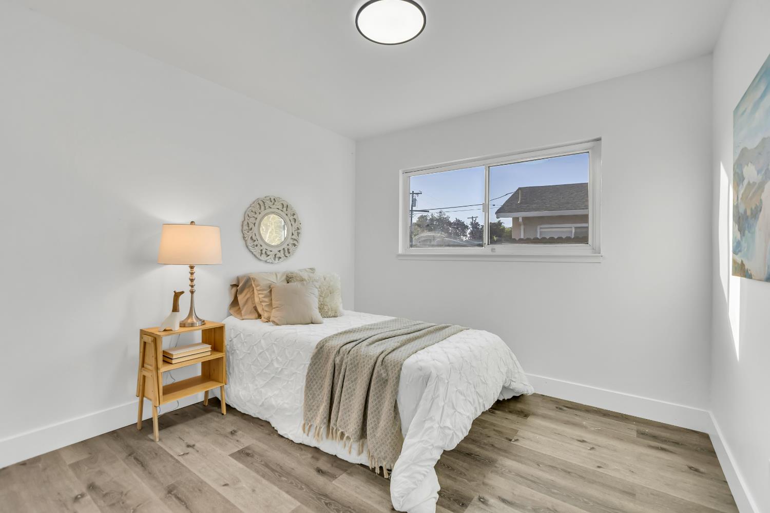 7682 Detroit Boulevard