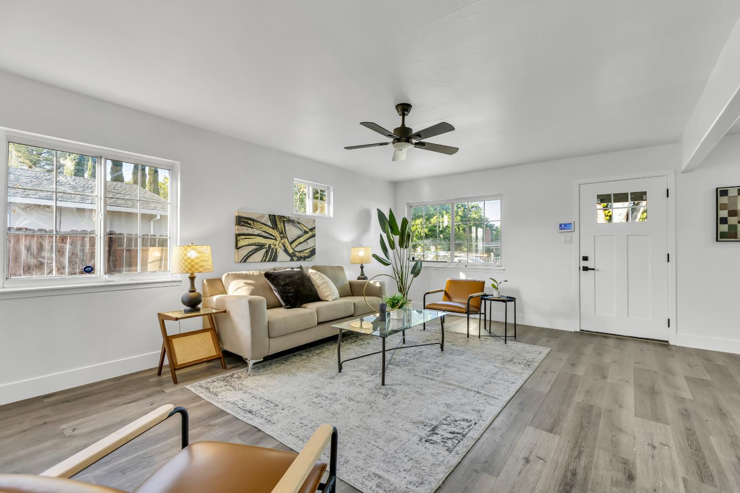 7682 Detroit Boulevard