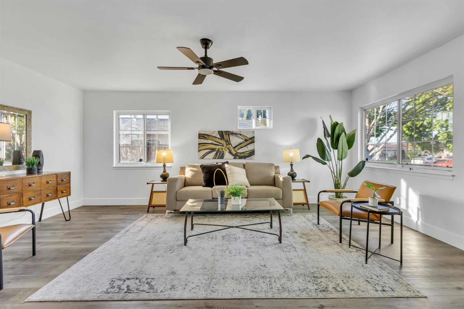 7682 Detroit Boulevard