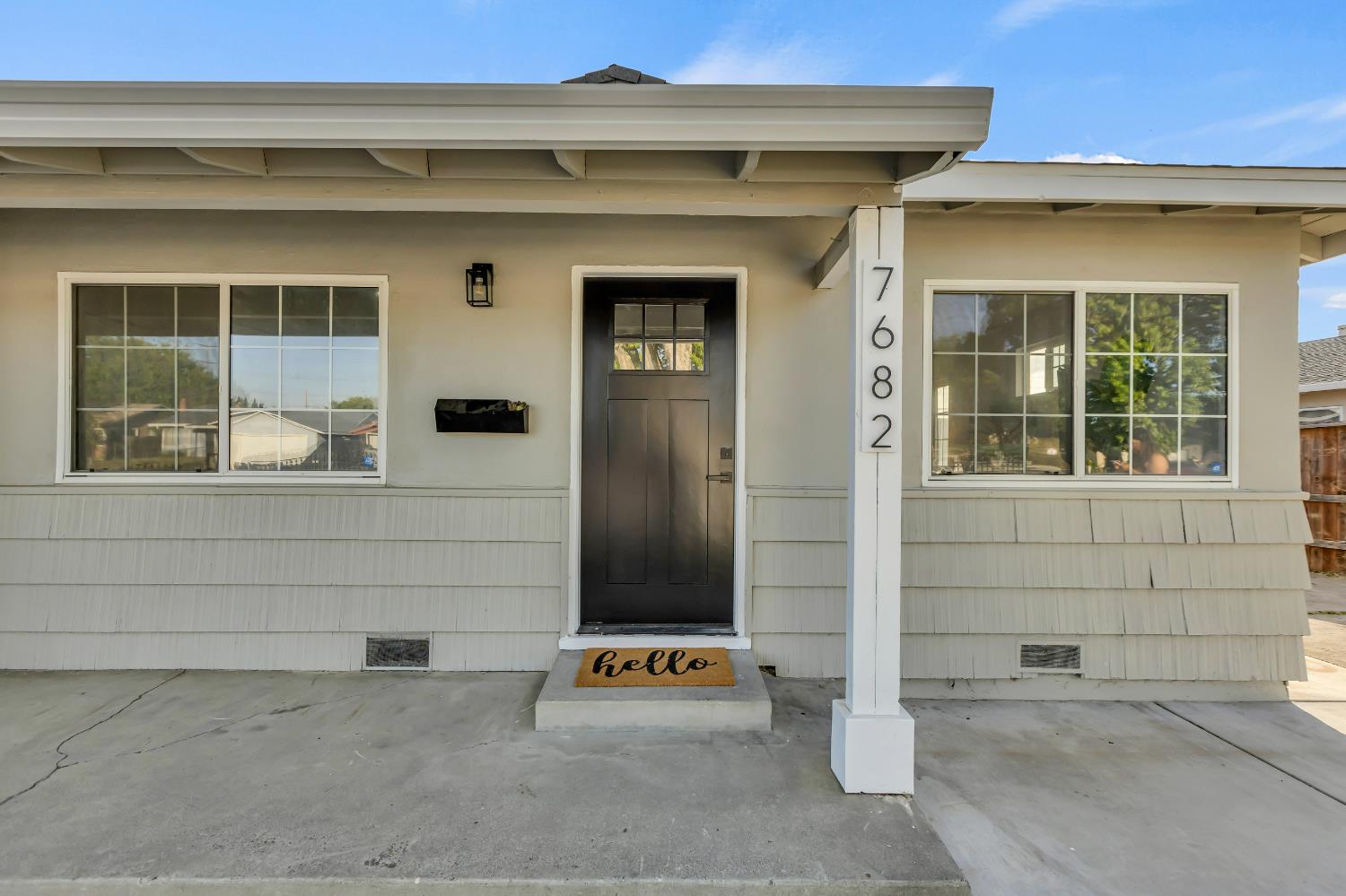 7682 Detroit Boulevard