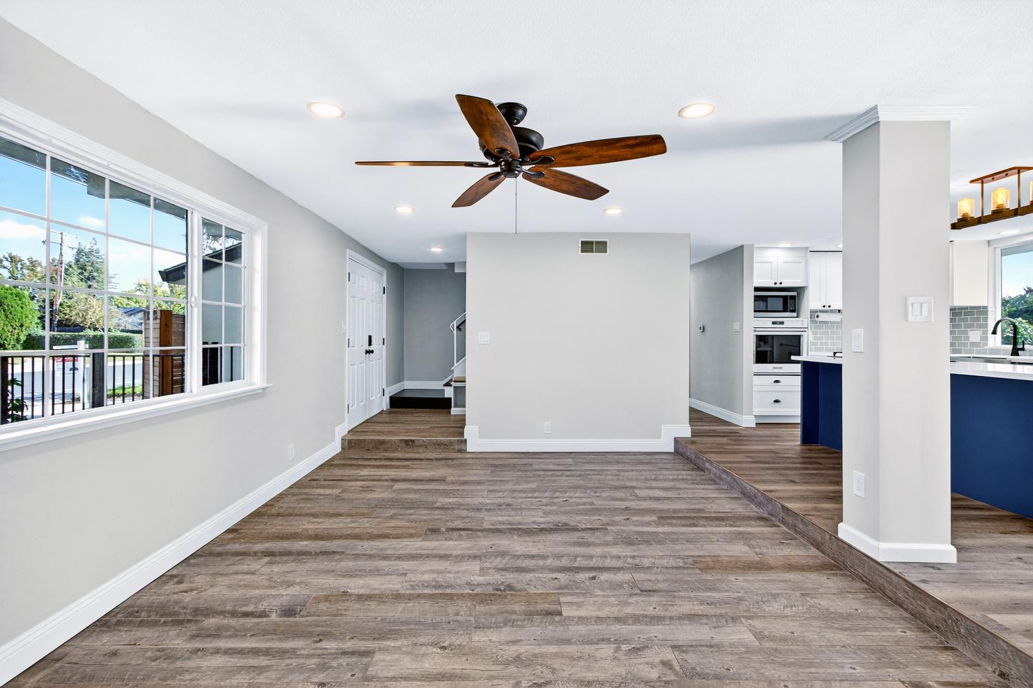 10048 El Chorlito Drive