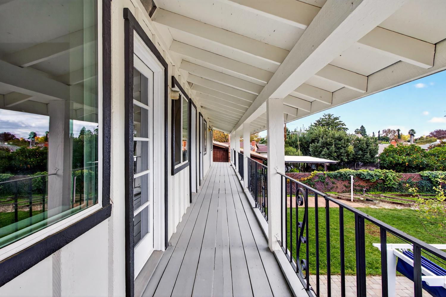 10048 El Chorlito Drive