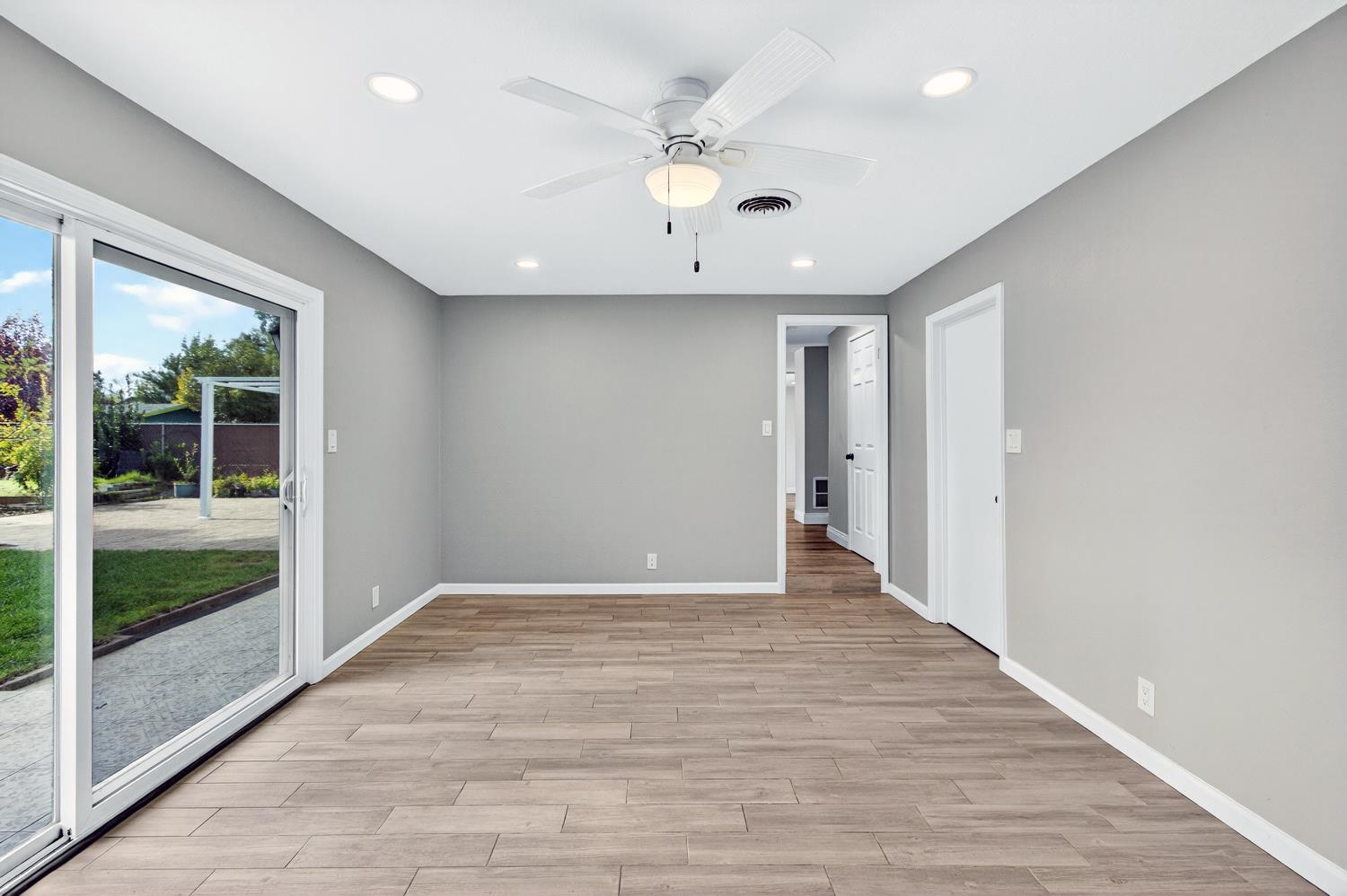 10048 El Chorlito Drive