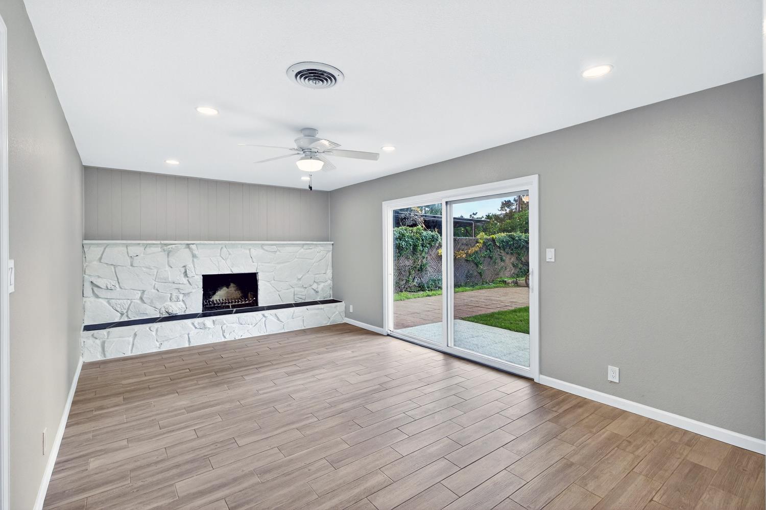 10048 El Chorlito Drive