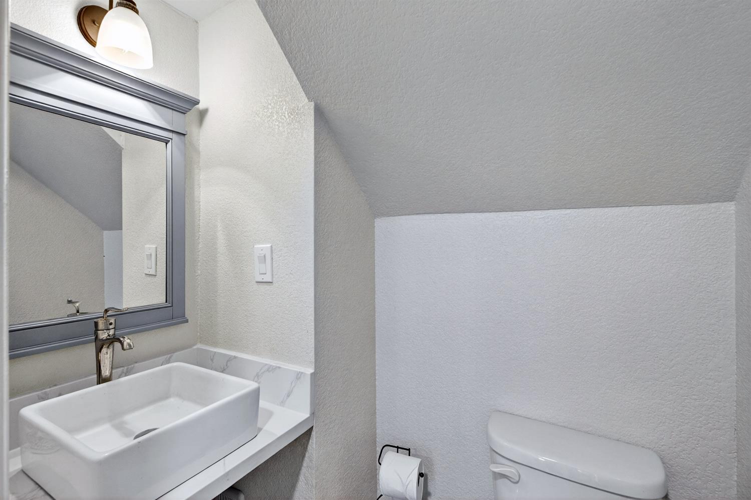 10048 El Chorlito Drive