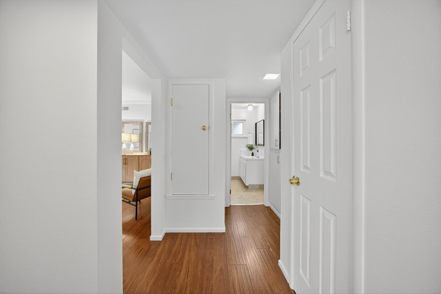 5220 Pomegranate Avenue