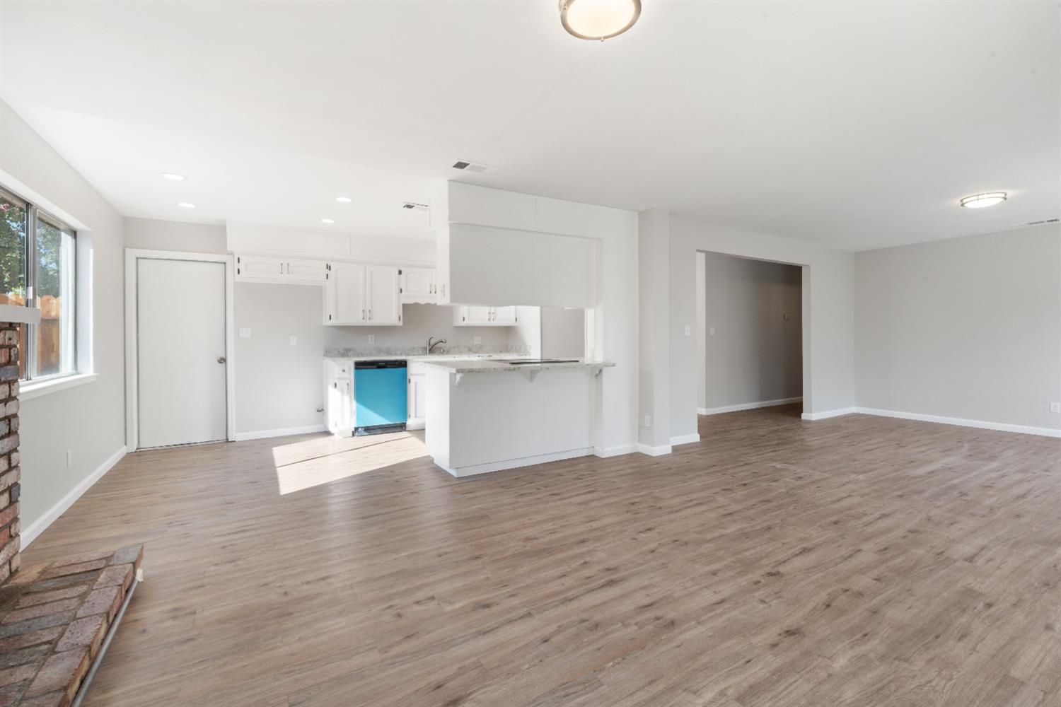 3238 Sacramento Drive