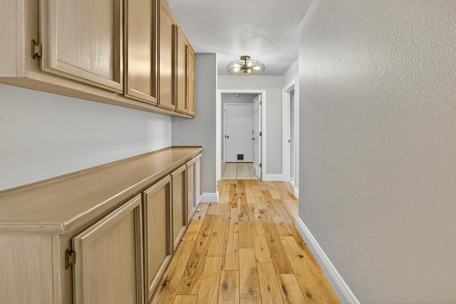 825 Mount Ranier Way