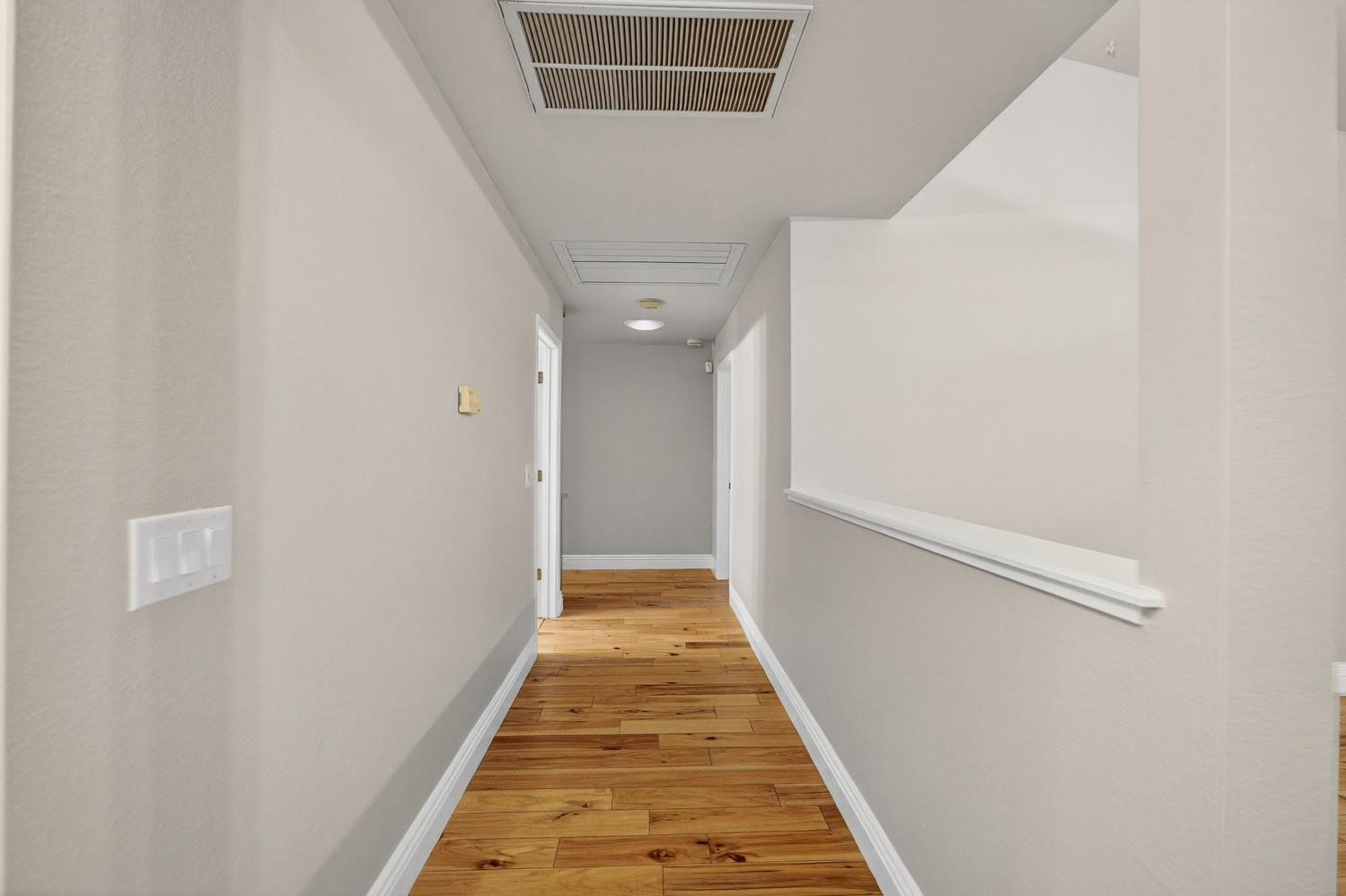 825 Mount Ranier Way