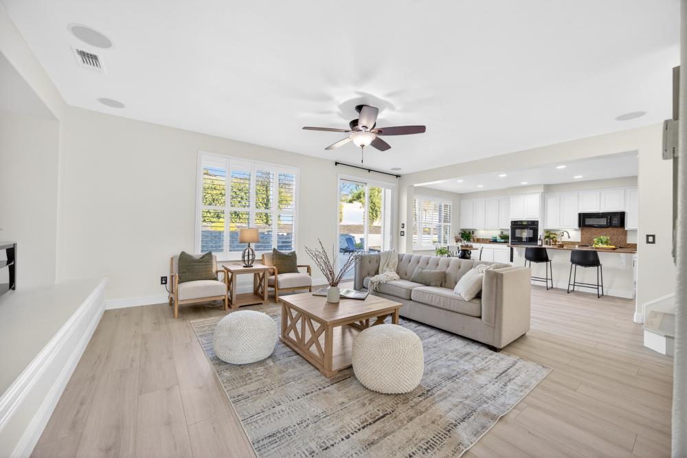 712 Mount Errigal Place