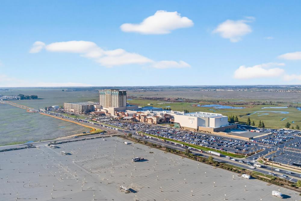 712 Mount Errigal Place