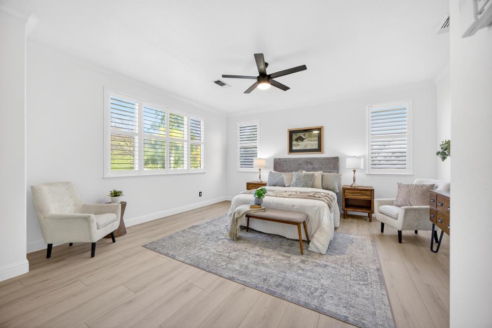 712 Mount Errigal Place