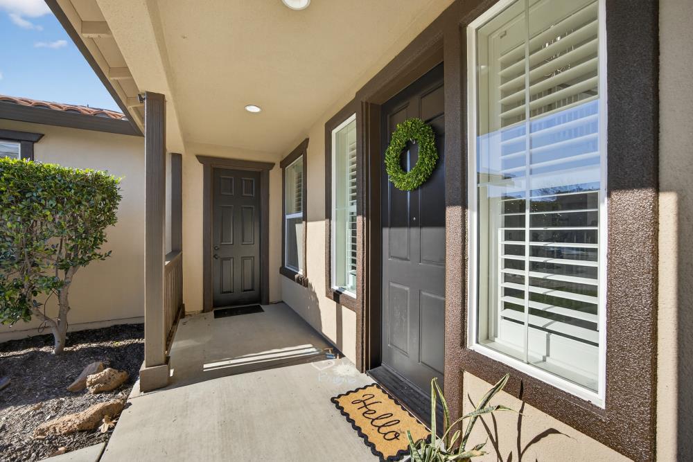 712 Mount Errigal Place