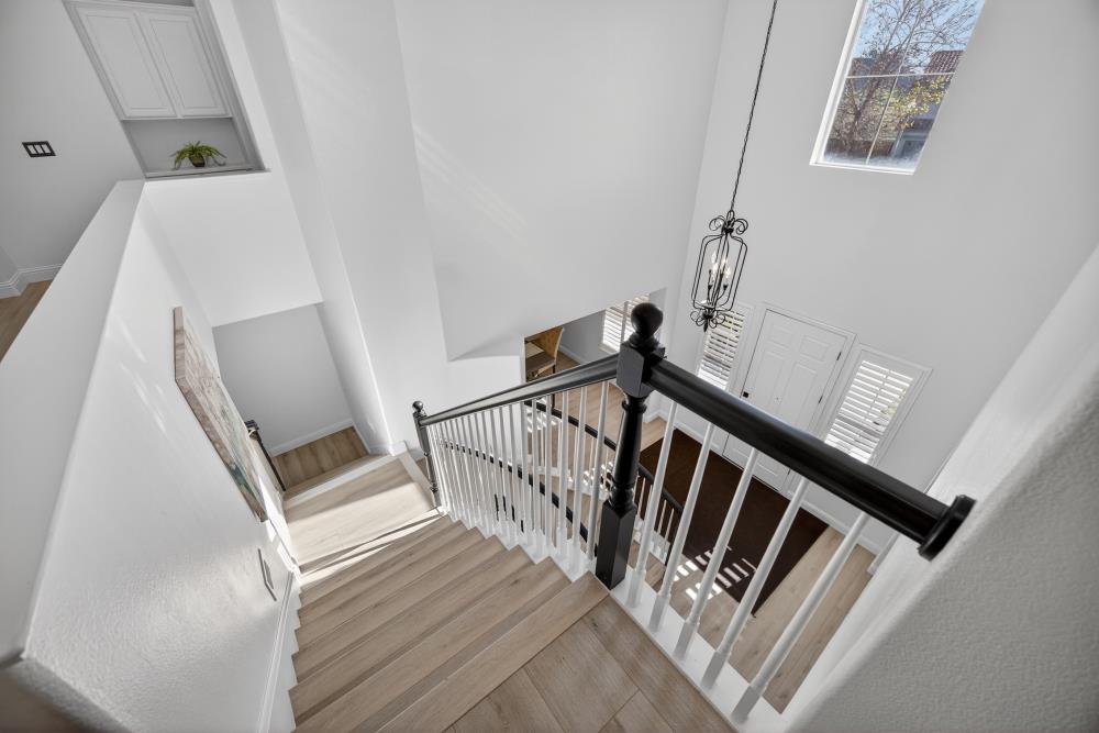 712 Mount Errigal Place