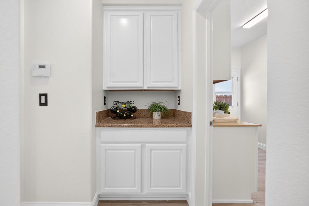 712 Mount Errigal Place