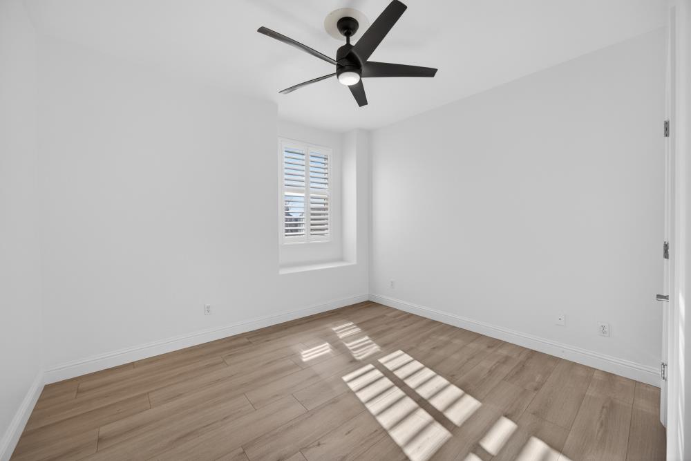 712 Mount Errigal Place