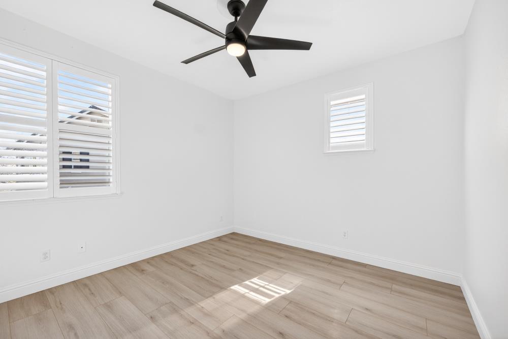 712 Mount Errigal Place