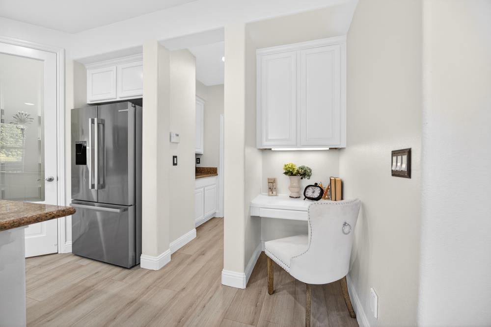 712 Mount Errigal Place