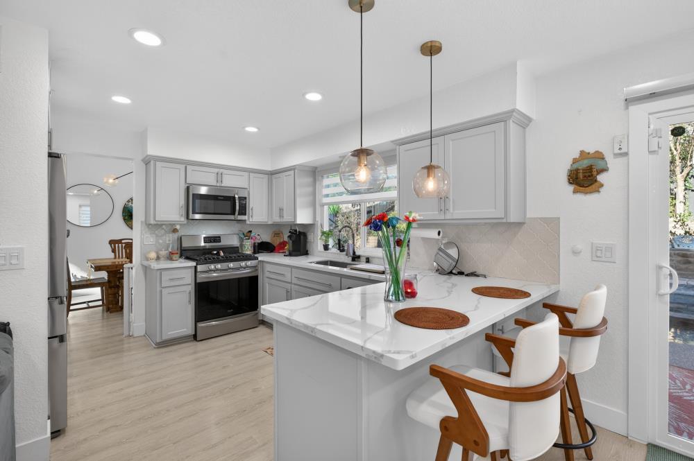 4133 Singing Tree Way