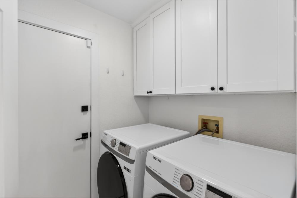 4133 Singing Tree Way