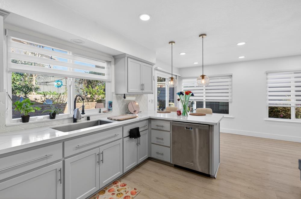 4133 Singing Tree Way