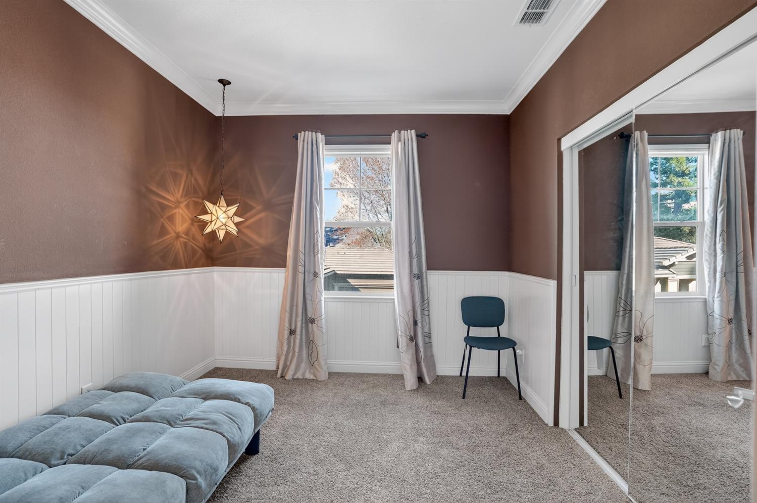 8006 N Linda Isle Lane