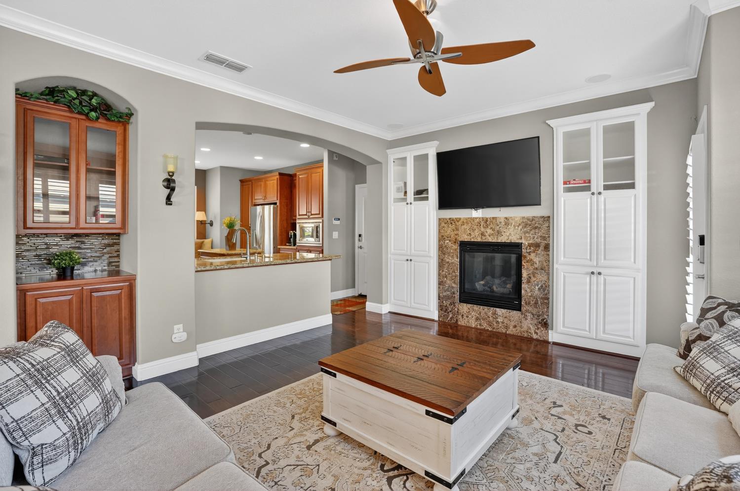 8006 N Linda Isle Lane