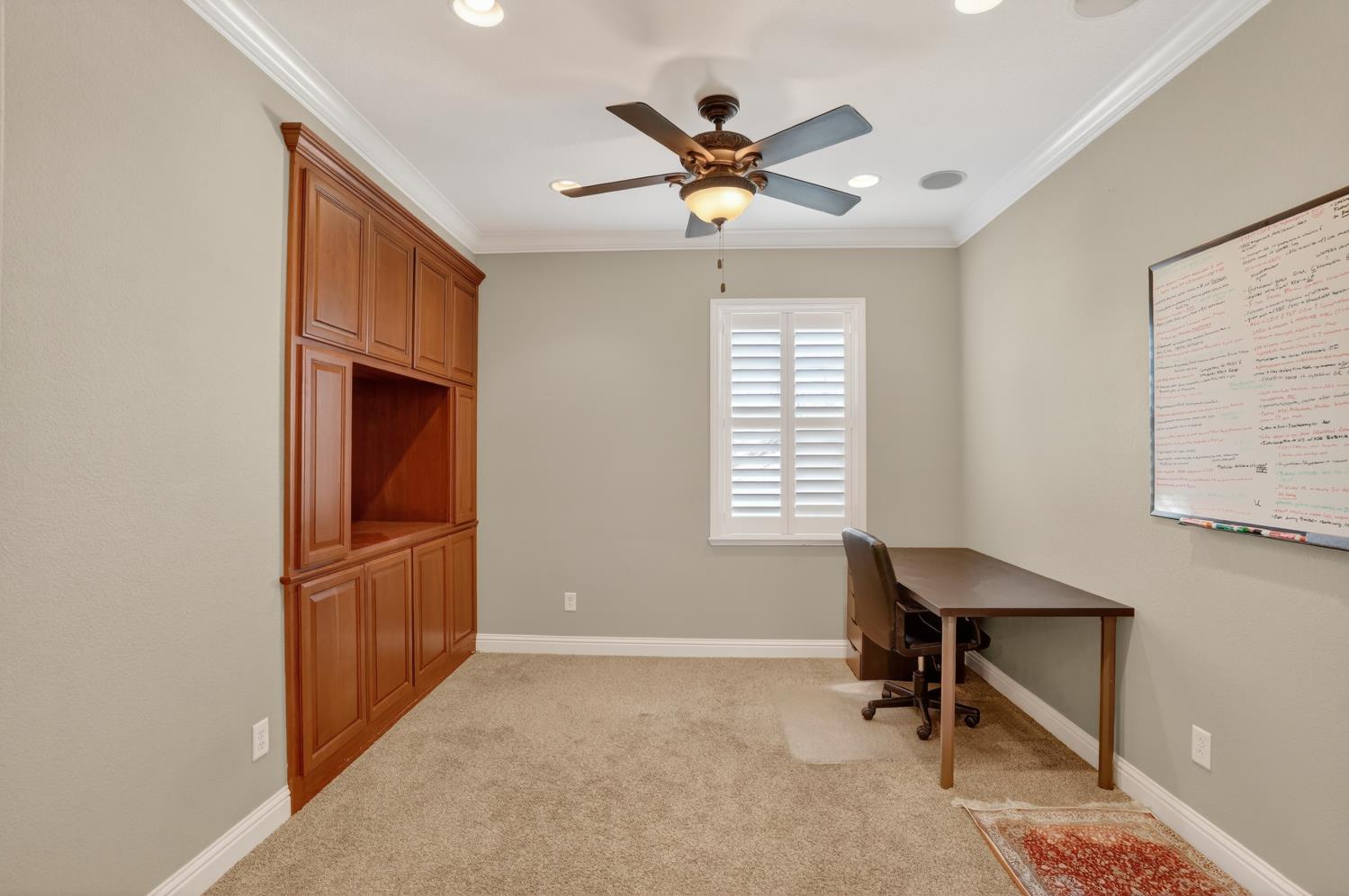 8006 N Linda Isle Lane