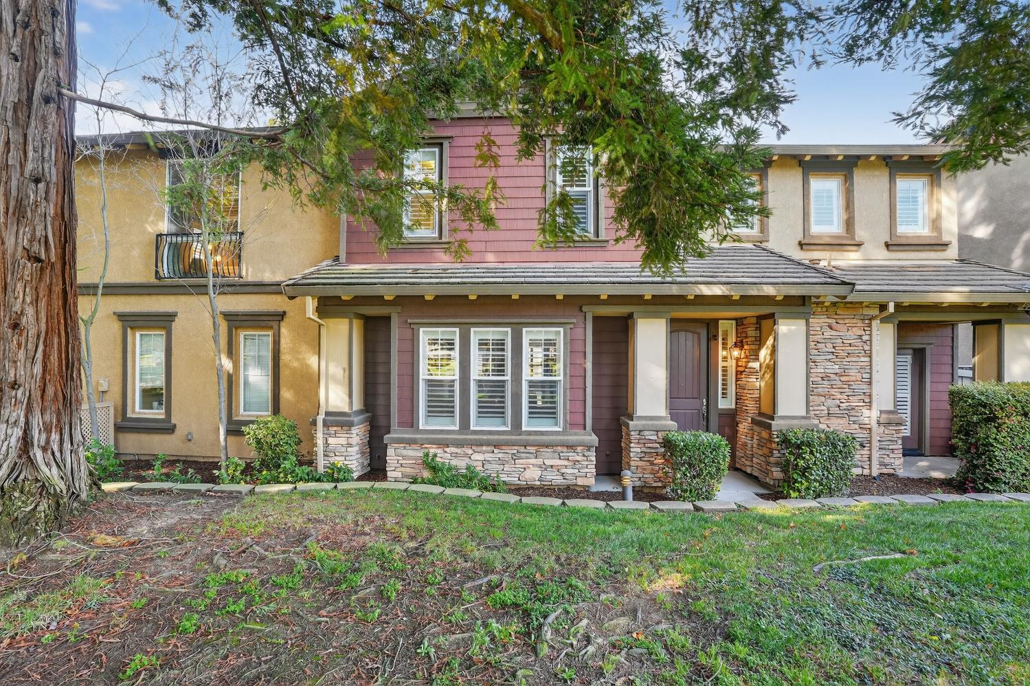 8006 N Linda Isle Lane