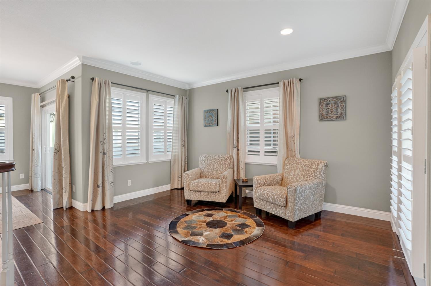 8006 N Linda Isle Lane