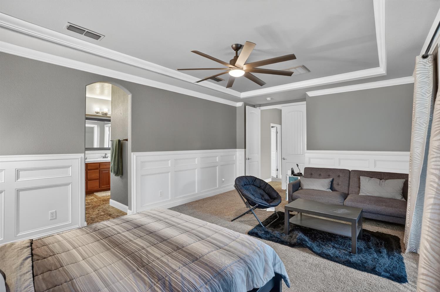 8006 N Linda Isle Lane