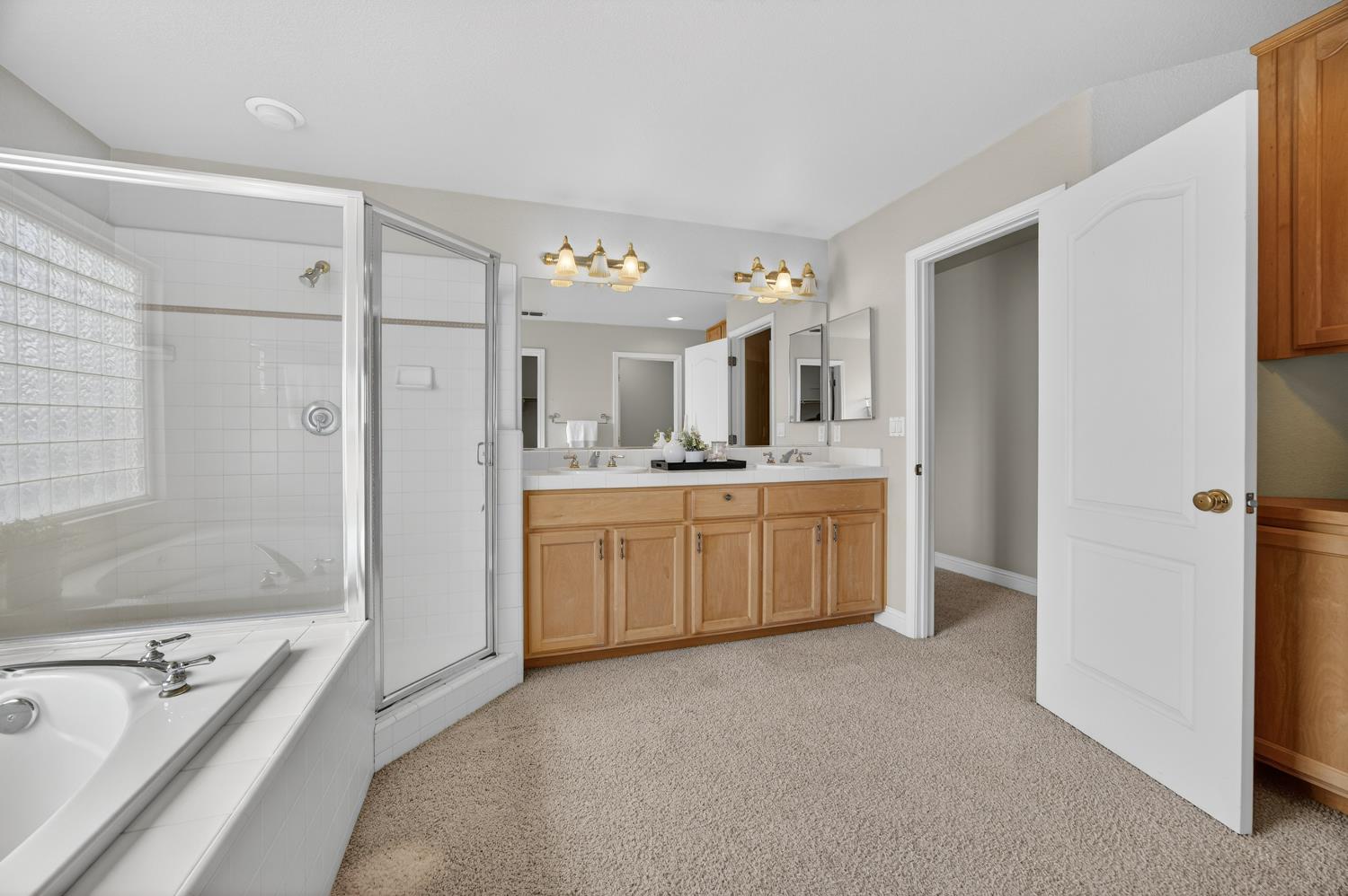 5216 Wyndham Oak Lane