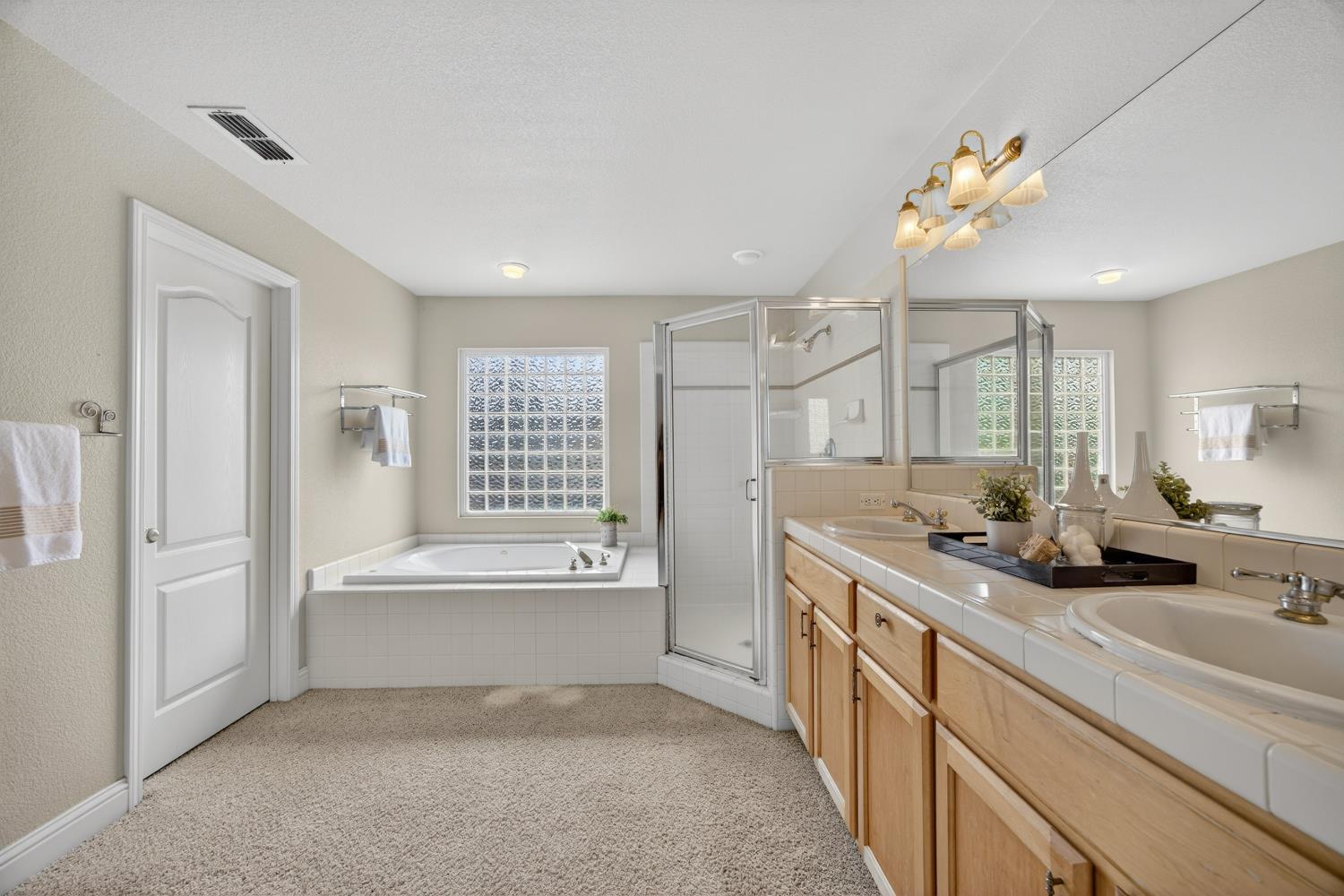 5216 Wyndham Oak Lane