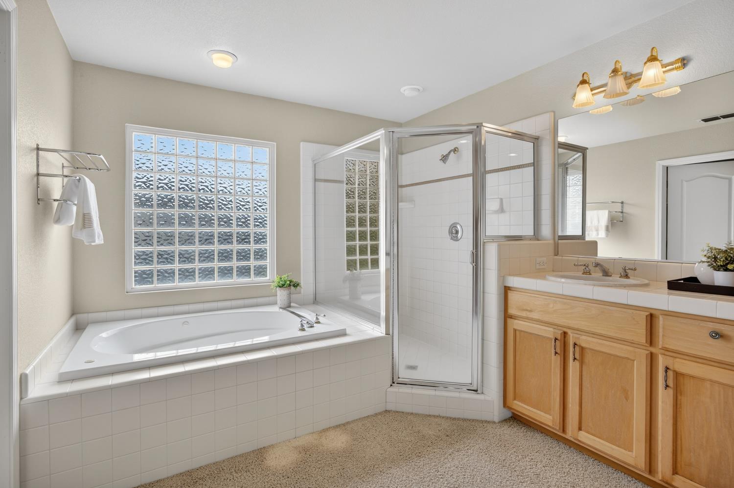 5216 Wyndham Oak Lane