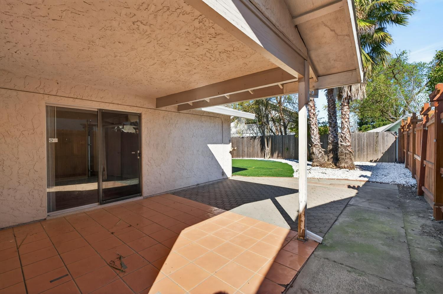 1632 Klamath River Dr.