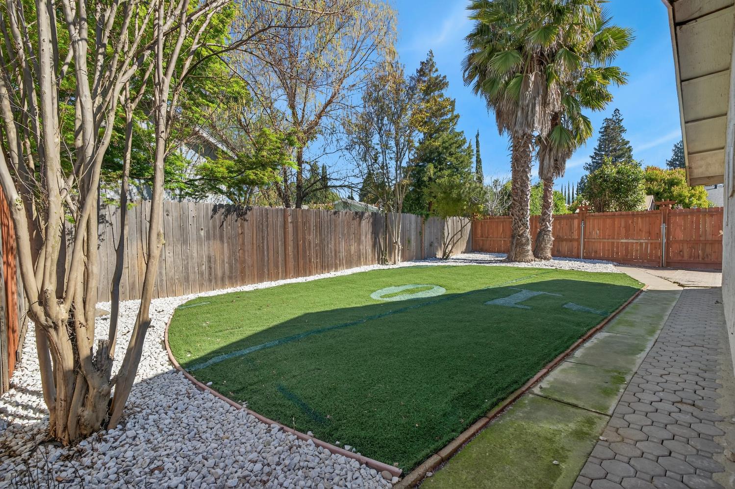 1632 Klamath River Dr.