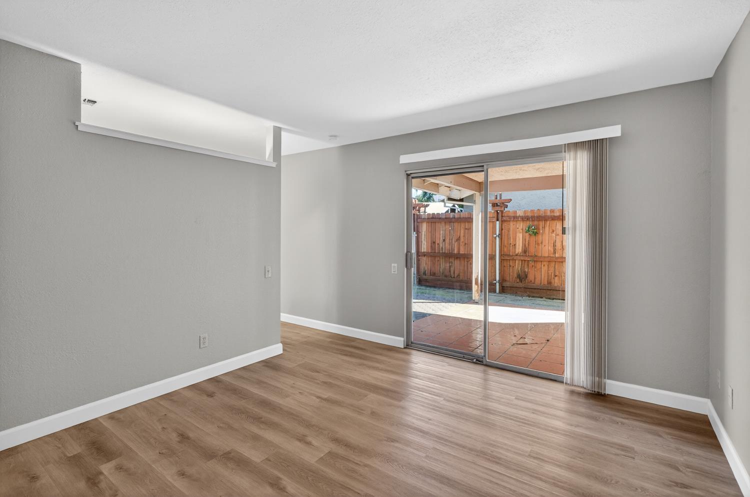 1632 Klamath River Dr.