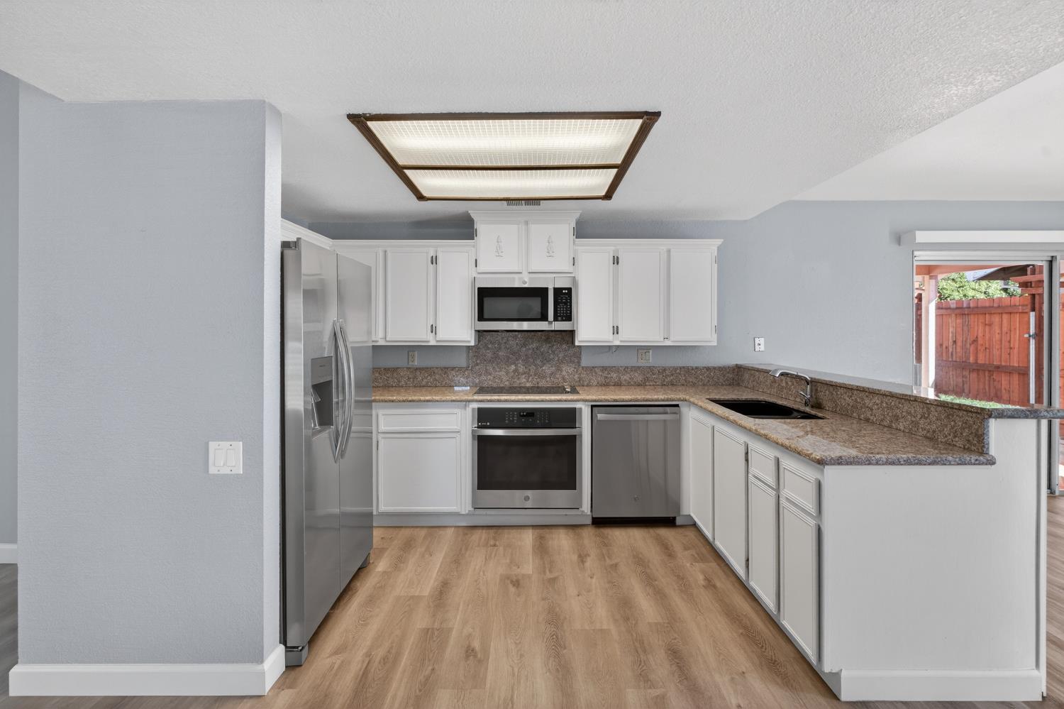 1632 Klamath River Dr.