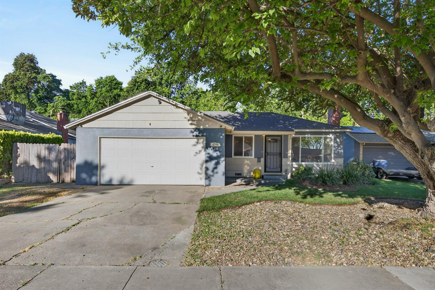 6748 Golf View Drive