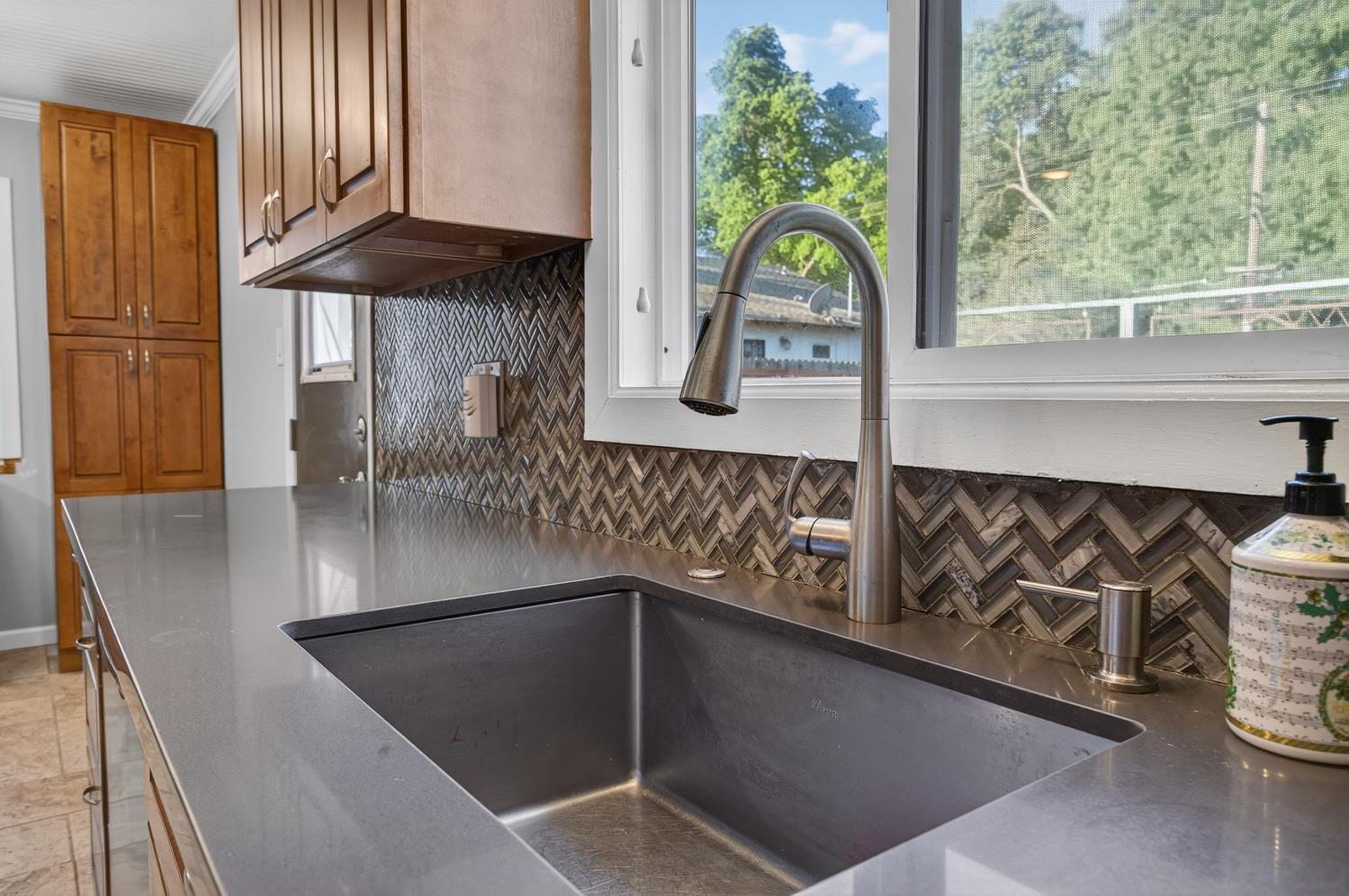 6748 Golf View Drive