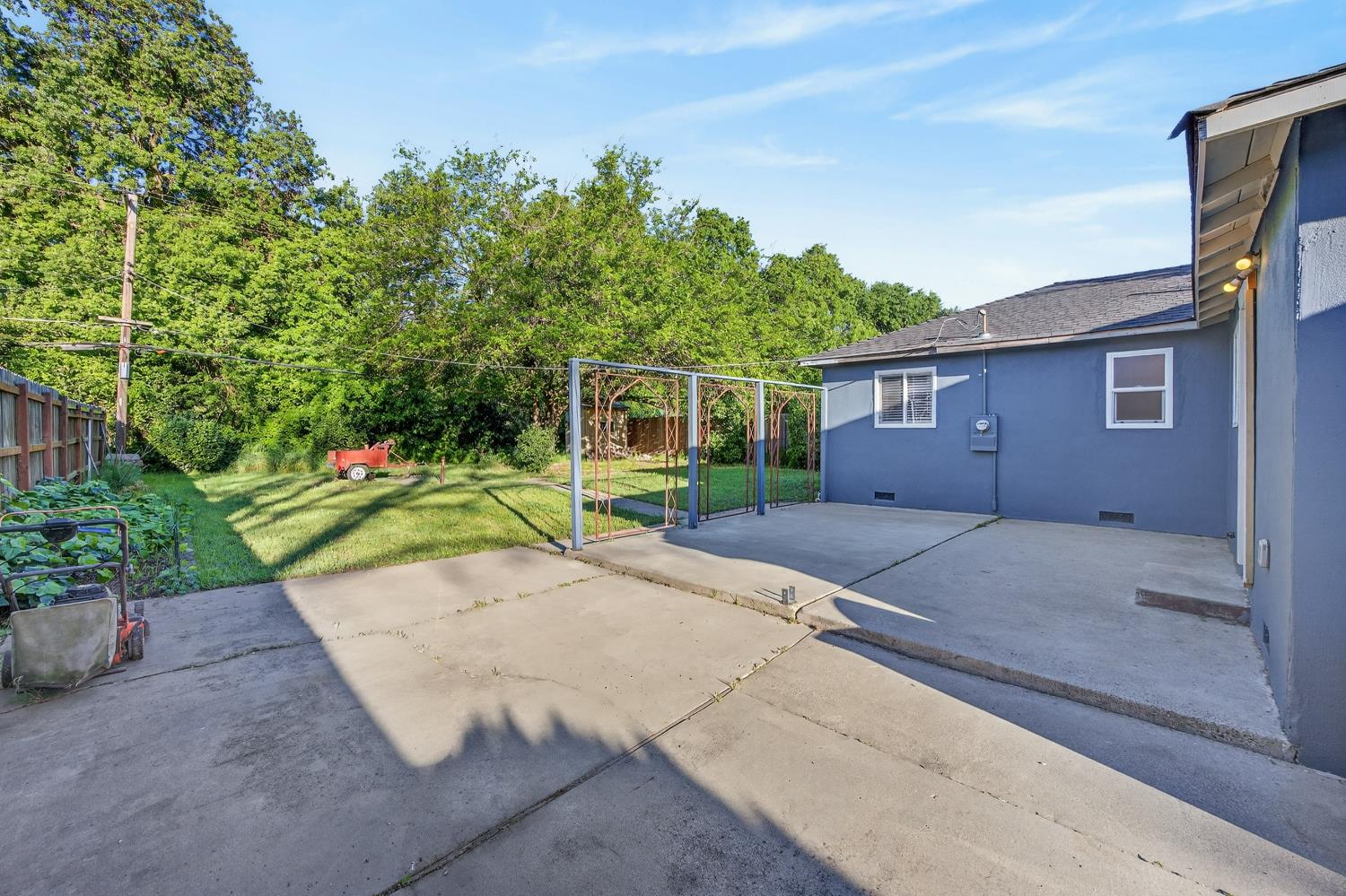 6748 Golf View Drive