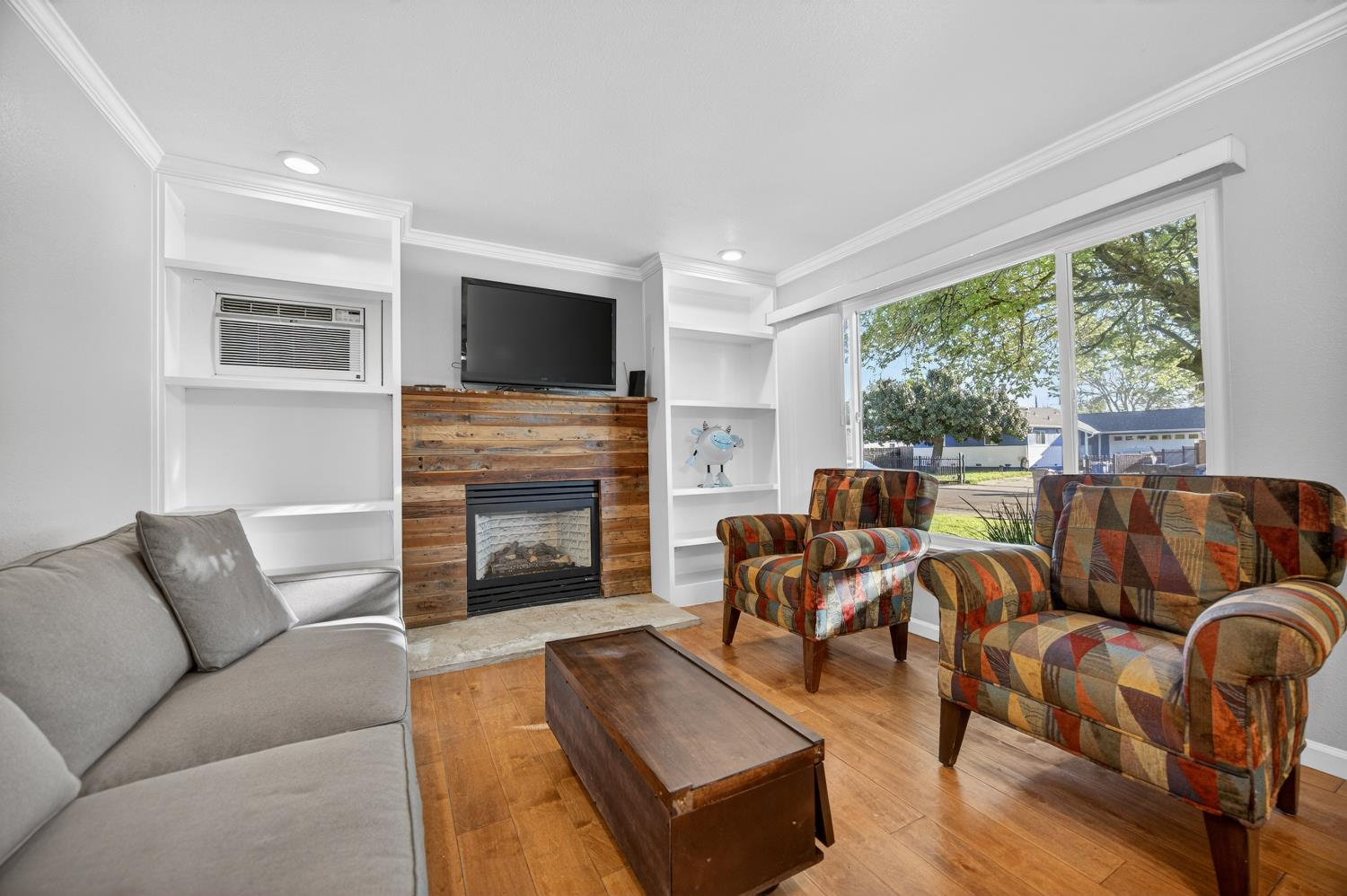 6748 Golf View Drive