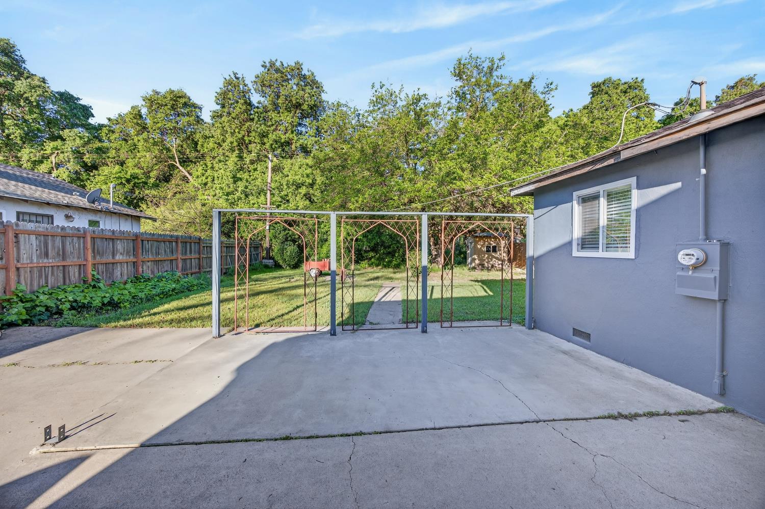 6748 Golf View Drive