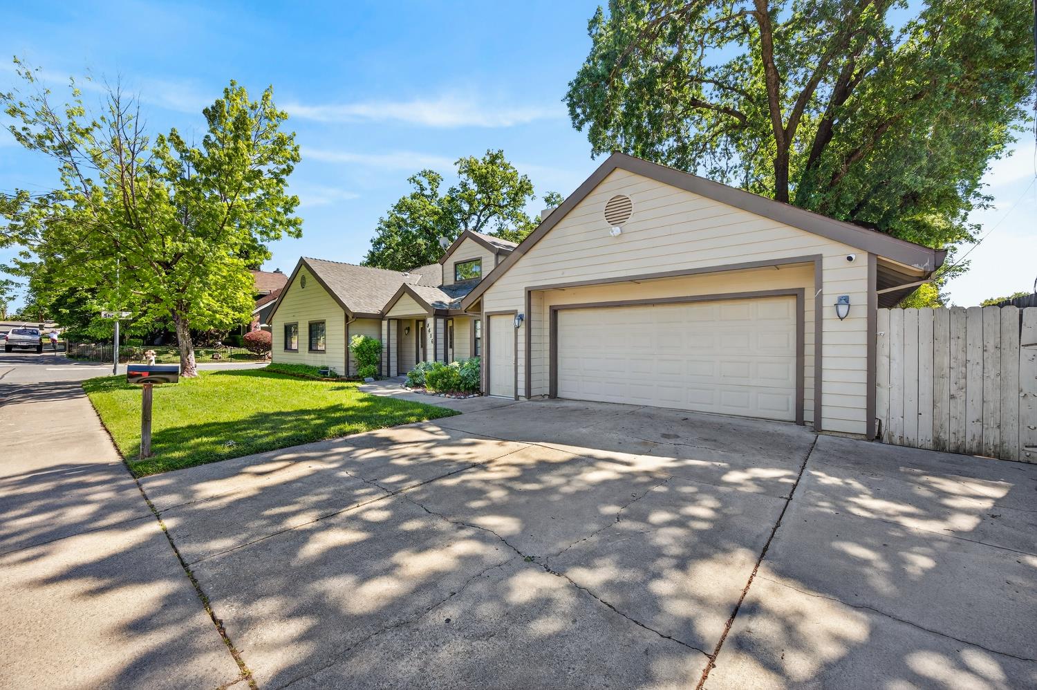 8616 Pershing Avenue