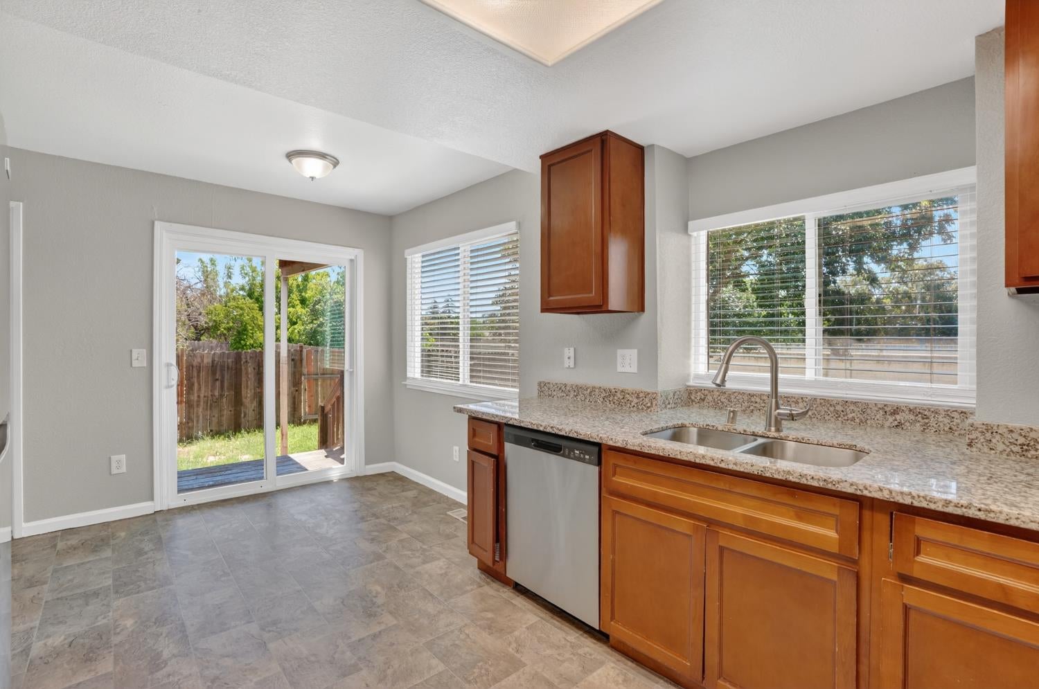 167 Creekside Circle